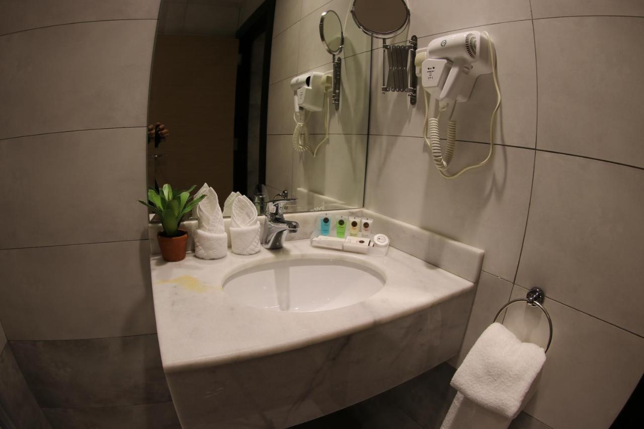 Touq Balad Hotel เจดดาห์ ภายนอก รูปภาพ